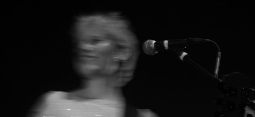 Apéro-concert avec Kat White Chanson