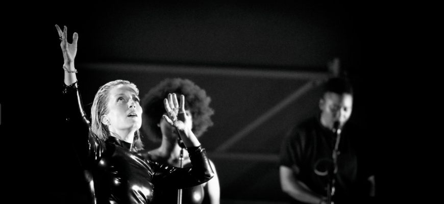 &quot;By my side&quot; Jeanne Added Musiques actuelles