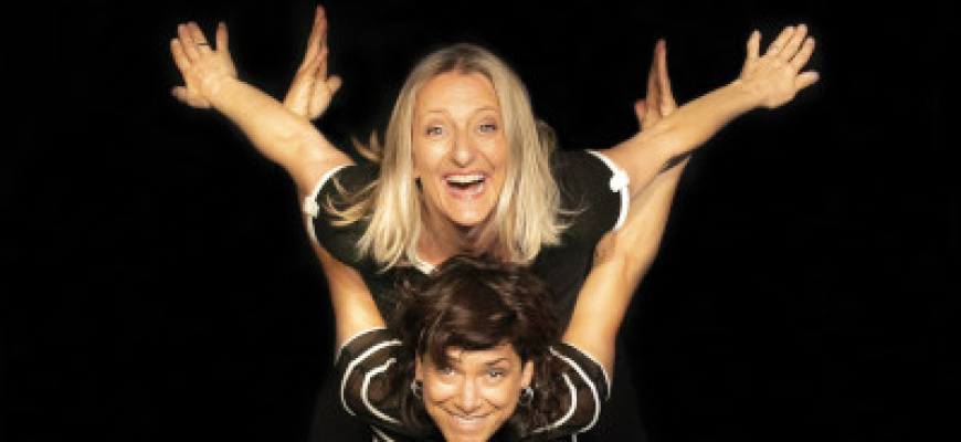 Cécile Giroud et Selena Hernandez font ce qu'elles veulent ! Humour