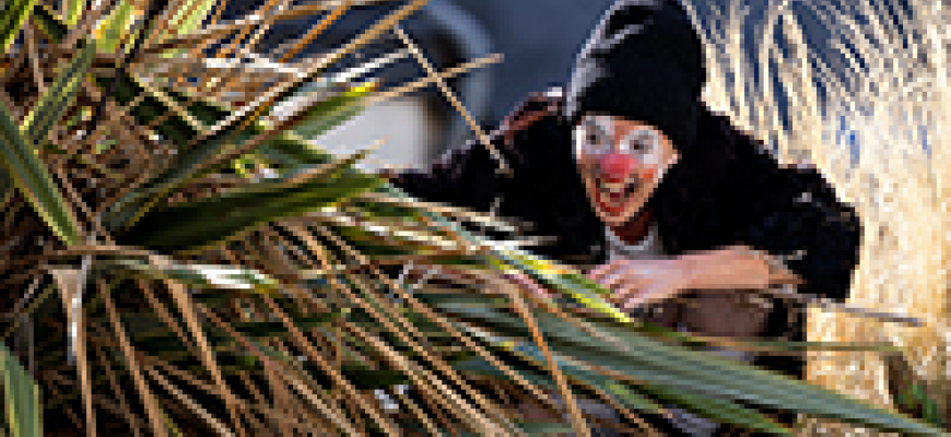 La visite clandestine - clown pétrole Théâtre