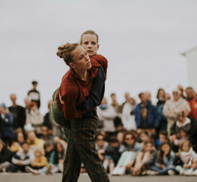Image Distro - Pauline Sonnic & Nolwenn Ferry Danse