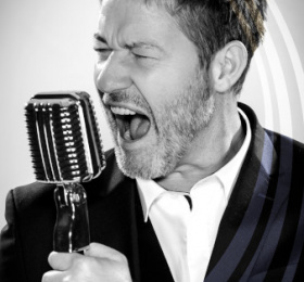 Erick Baert - " The voice's performer "