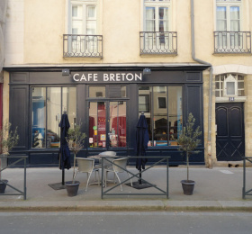 Le Café Breton